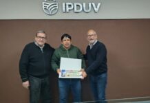 El IPDUV entregó certificado de cancelación de deuda al ganador del quinto sorteo estimulo